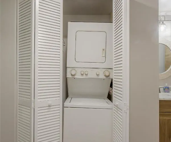 Apartment Irb Poolside Retreat A Star5vacations